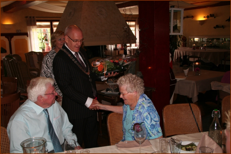 935 Willy & Gerard 213 Burgemeester